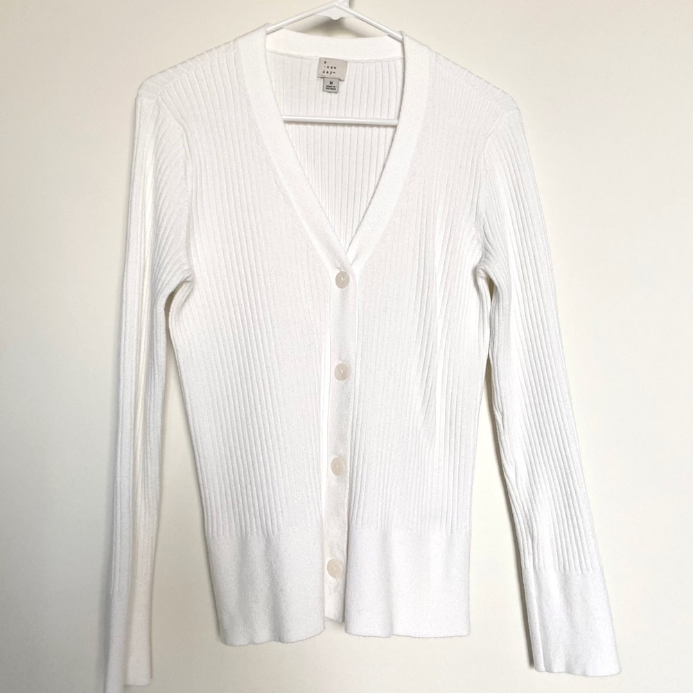 A New Day Cardigan M in White